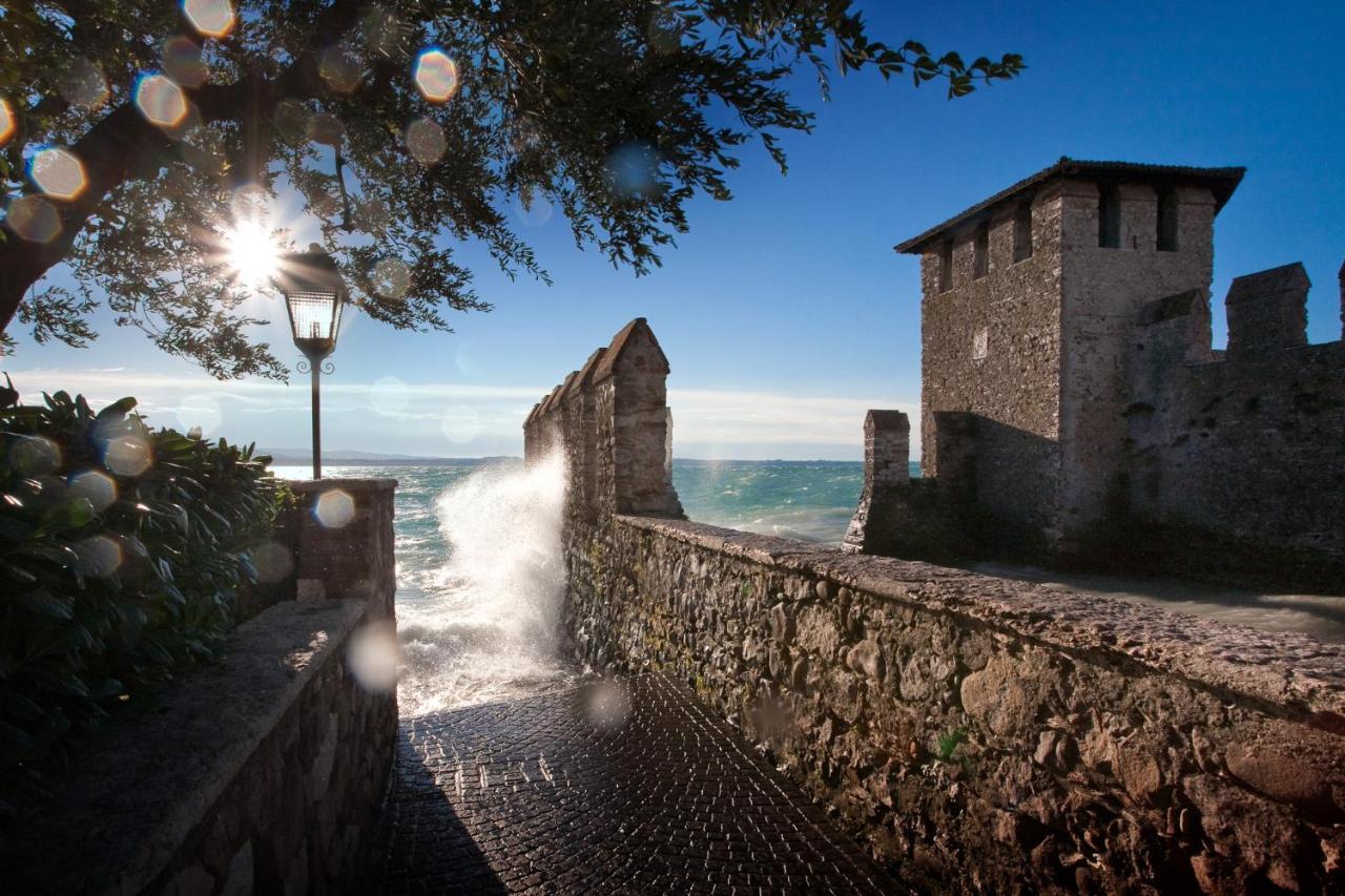 Hotel Marconi Sirmione Exterior foto